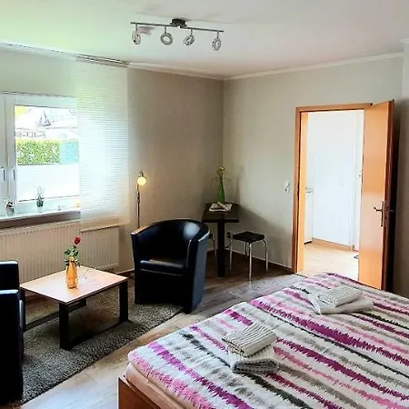 Strandlaeufer Darsser Weg ホームステイ ツィングシュト